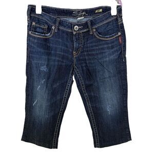 Silver Jeans Aiko Capri Dark Wash Women’s size 33 Distressed(36/18)